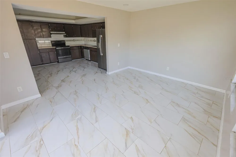 1423 MAPLE STREET SW Largo, FL 33770