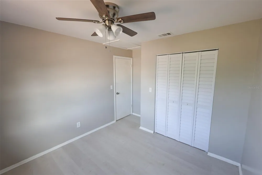 1423 MAPLE STREET SW Largo, FL 33770