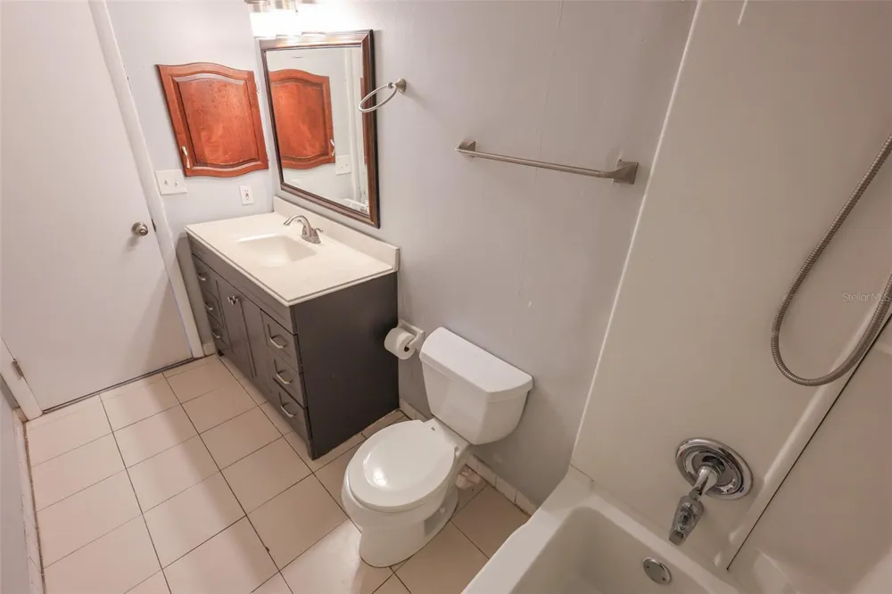 1423 MAPLE STREET SW Largo, FL 33770