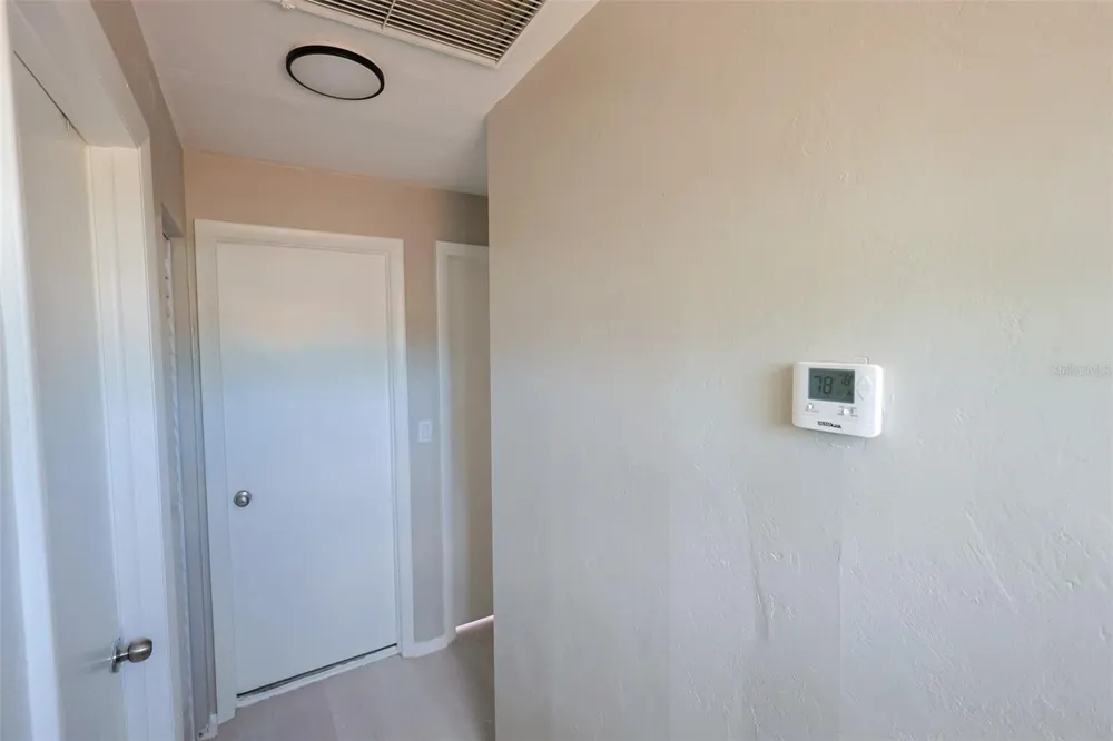 1423 MAPLE STREET SW Largo, FL 33770