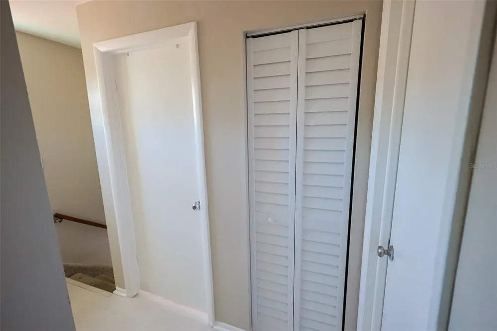 1423 MAPLE STREET SW Largo, FL 33770