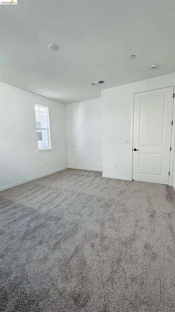2592 Night Bloom Way Lathrop, CA 95330