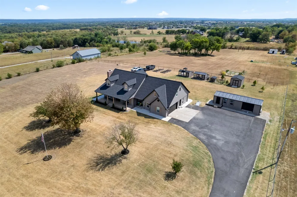 6618 E 171st Street S Bixby, OK 74008