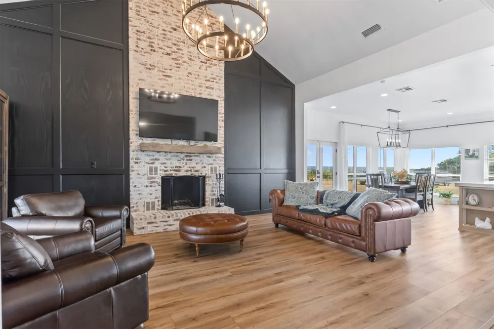 6618 E 171st Street S Bixby, OK 74008
