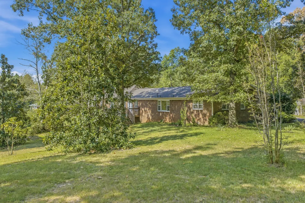 221 Dickson Ln Parsons, TN 38363
