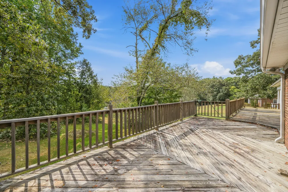 221 Dickson Ln Parsons, TN 38363