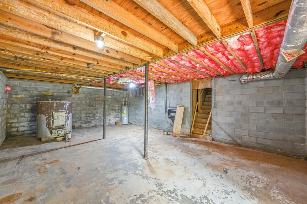 221 Dickson Ln Parsons, TN 38363
