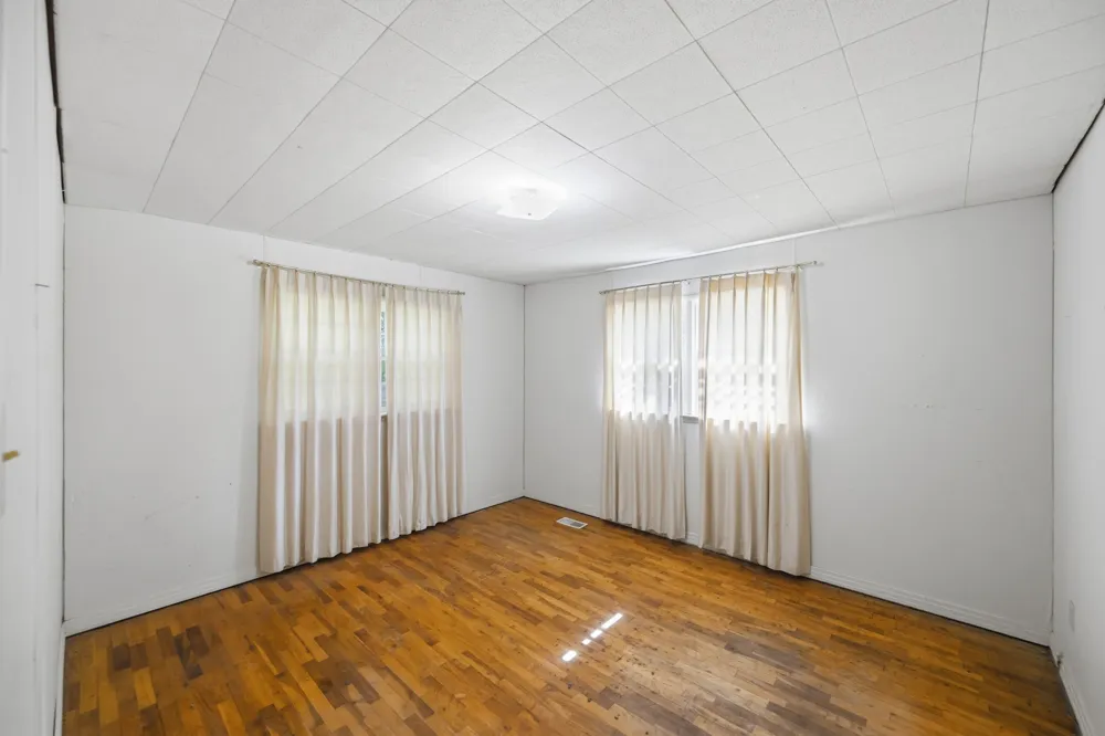 221 Dickson Ln Parsons, TN 38363