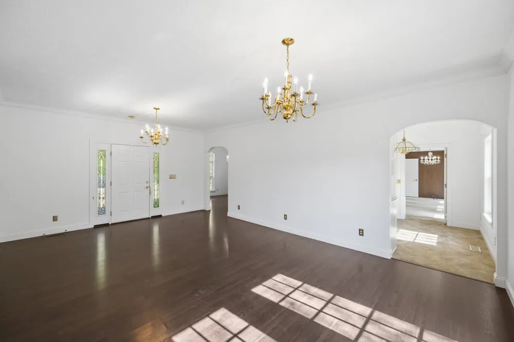 221 Dickson Ln Parsons, TN 38363