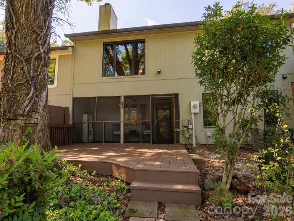 1004 Kenilworth Court NW Concord, NC 28027