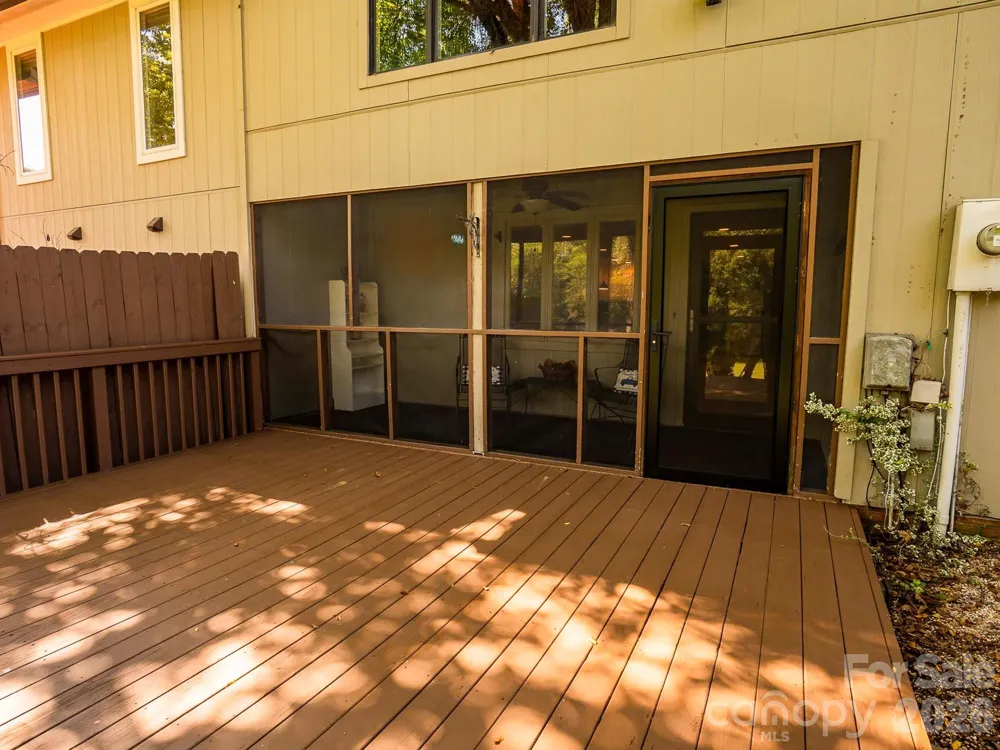 1004 Kenilworth Court NW Concord, NC 28027