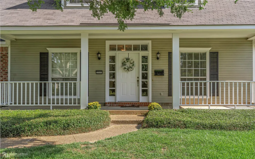 253 Clearwood Shreveport, LA 71105