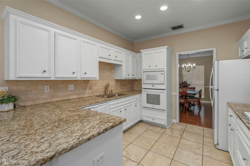 253 Clearwood Shreveport, LA 71105