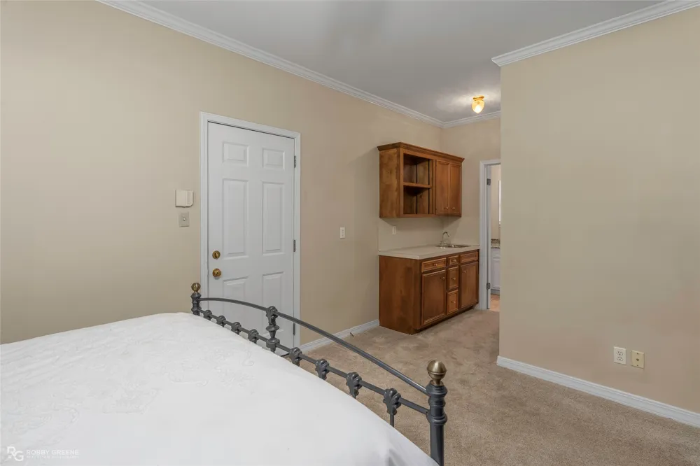 253 Clearwood Shreveport, LA 71105
