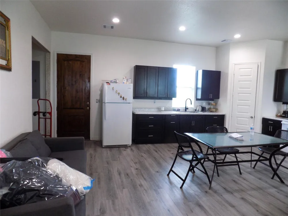 4726 County Road 45 Angleton, TX 77515