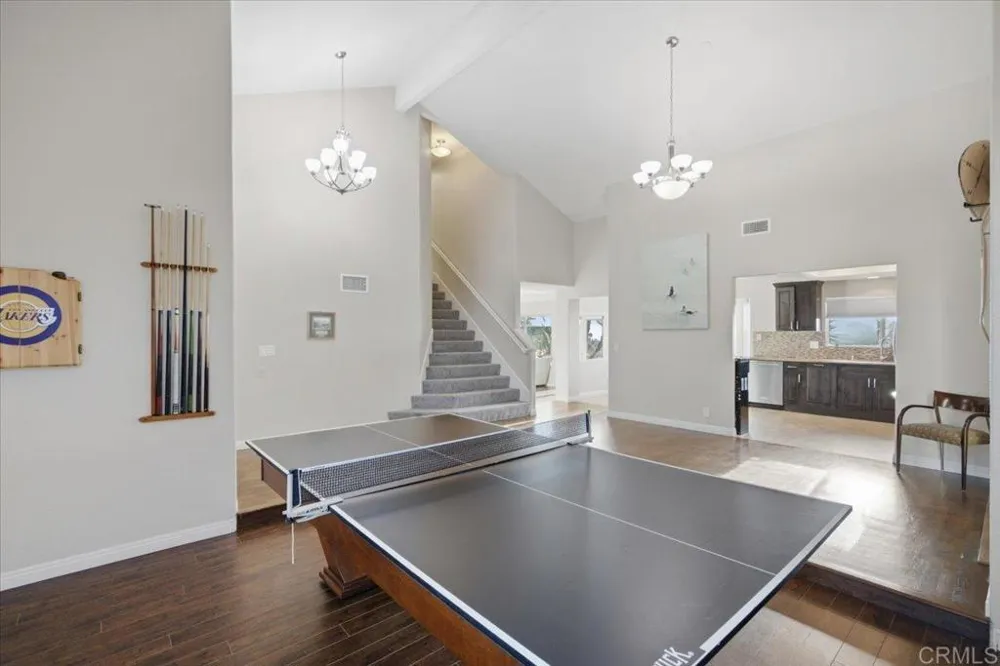 1588 Bella Vista Dr. Encinitas, CA 92024