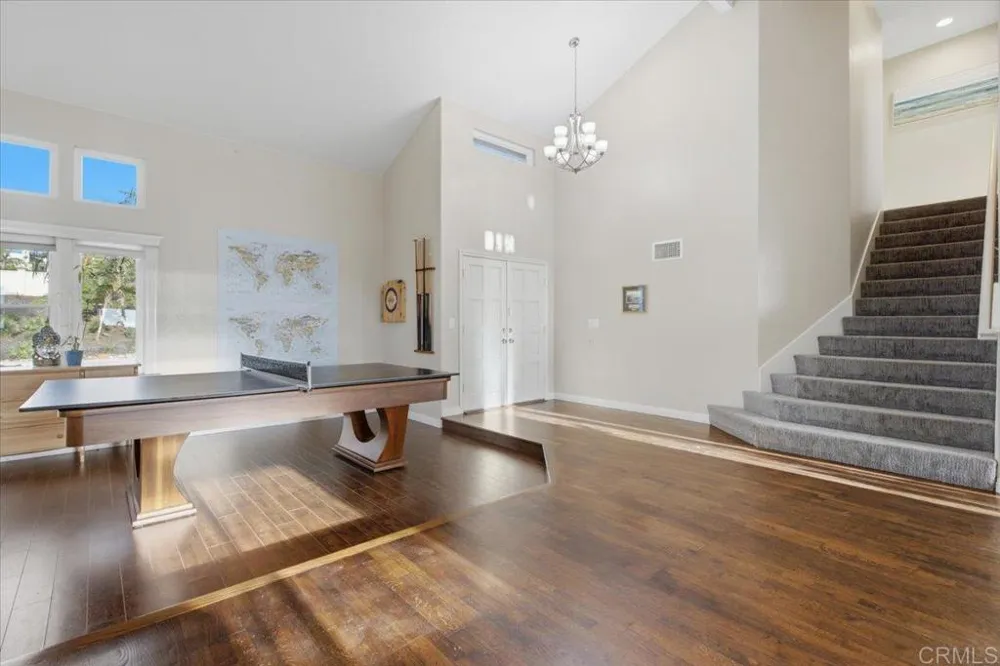 1588 Bella Vista Dr. Encinitas, CA 92024
