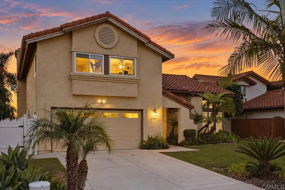 1588 Bella Vista Dr. Encinitas, CA 92024