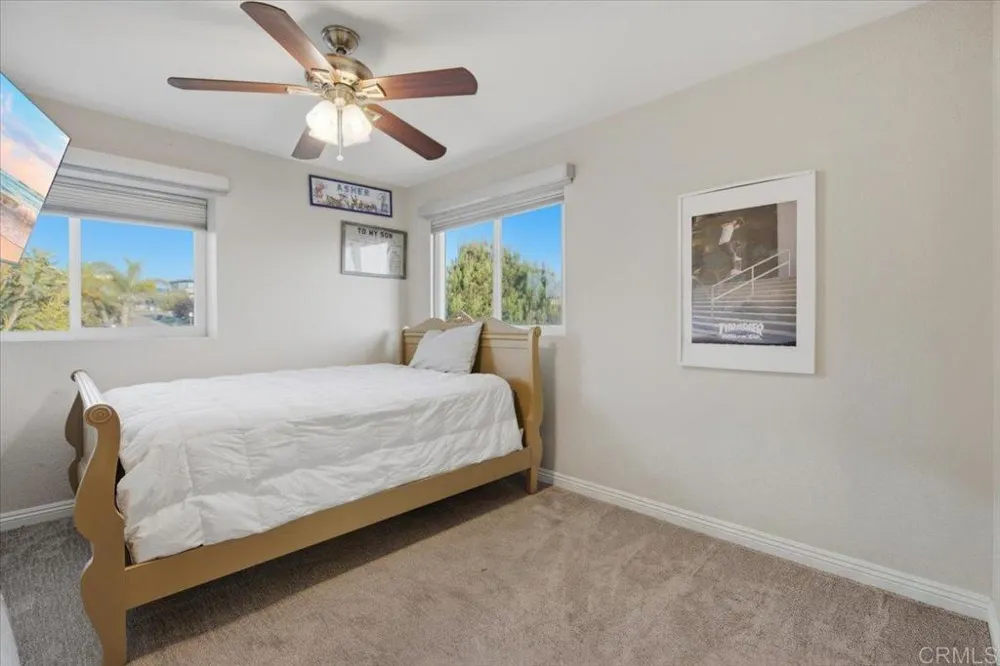1588 Bella Vista Dr. Encinitas, CA 92024