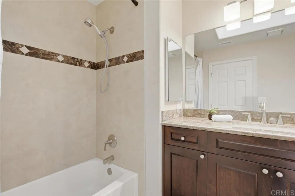1588 Bella Vista Dr. Encinitas, CA 92024