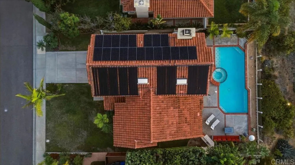 1588 Bella Vista Dr. Encinitas, CA 92024