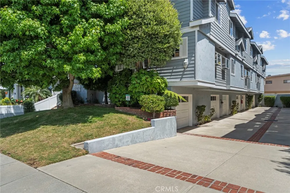 1528 Marcelina Avenue #B Torrance, CA 90501