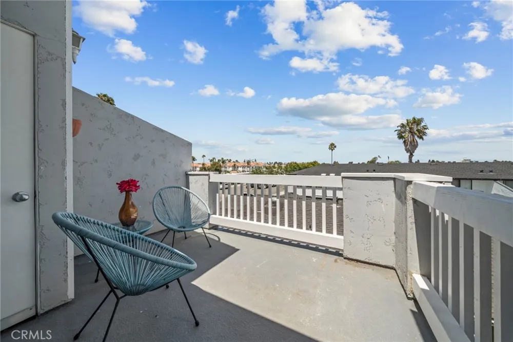 1528 Marcelina Avenue #B Torrance, CA 90501