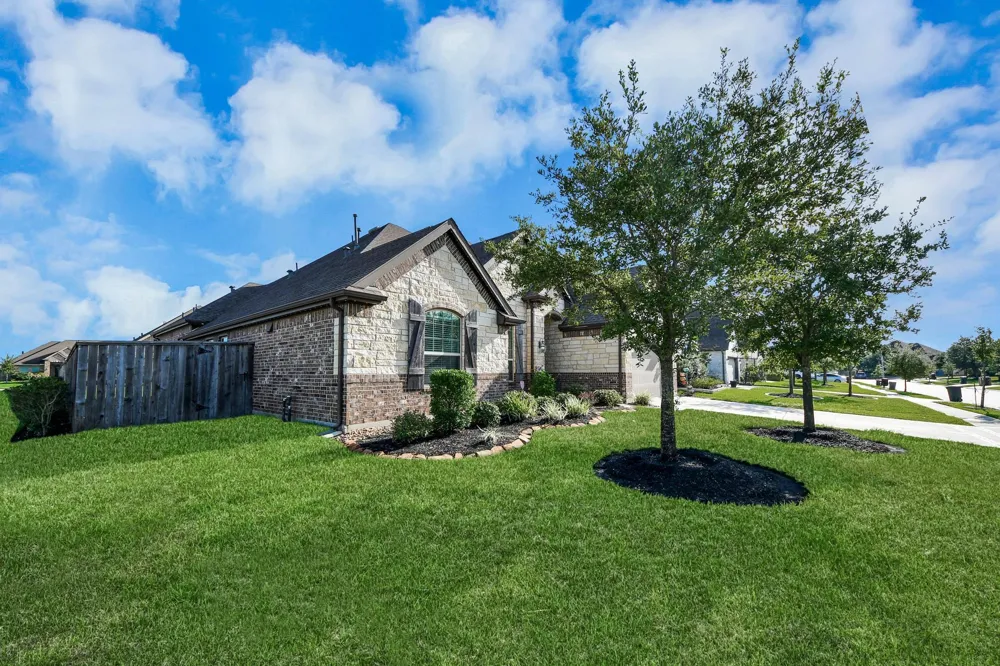 15330 Lancaster Falls Drive Cypress, TX 77429