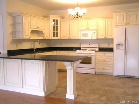 120 Shaw Road Middletown, NY 10941