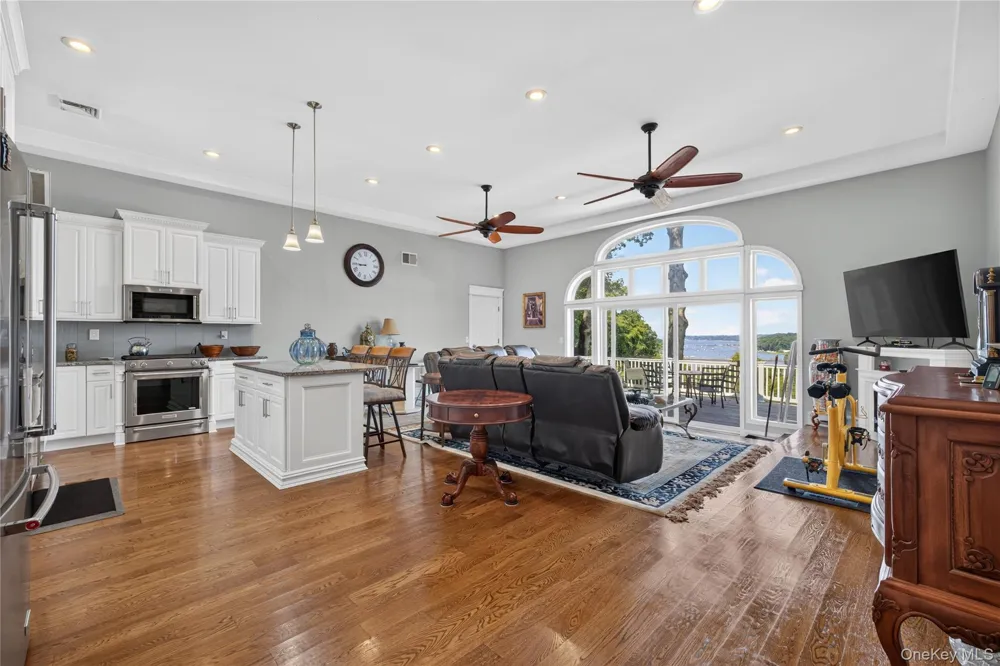 2 Centershore Road S Centerport, NY 11721