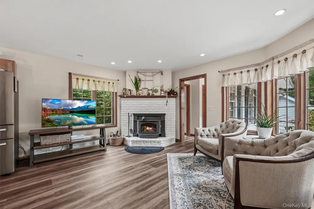 87 Summit Street Monroe, NY 10950