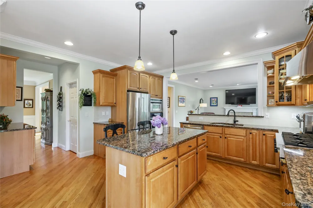 20 Parkview Circle Carmel, NY 10512