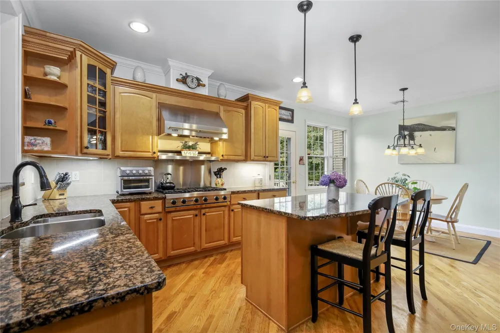 20 Parkview Circle Carmel, NY 10512