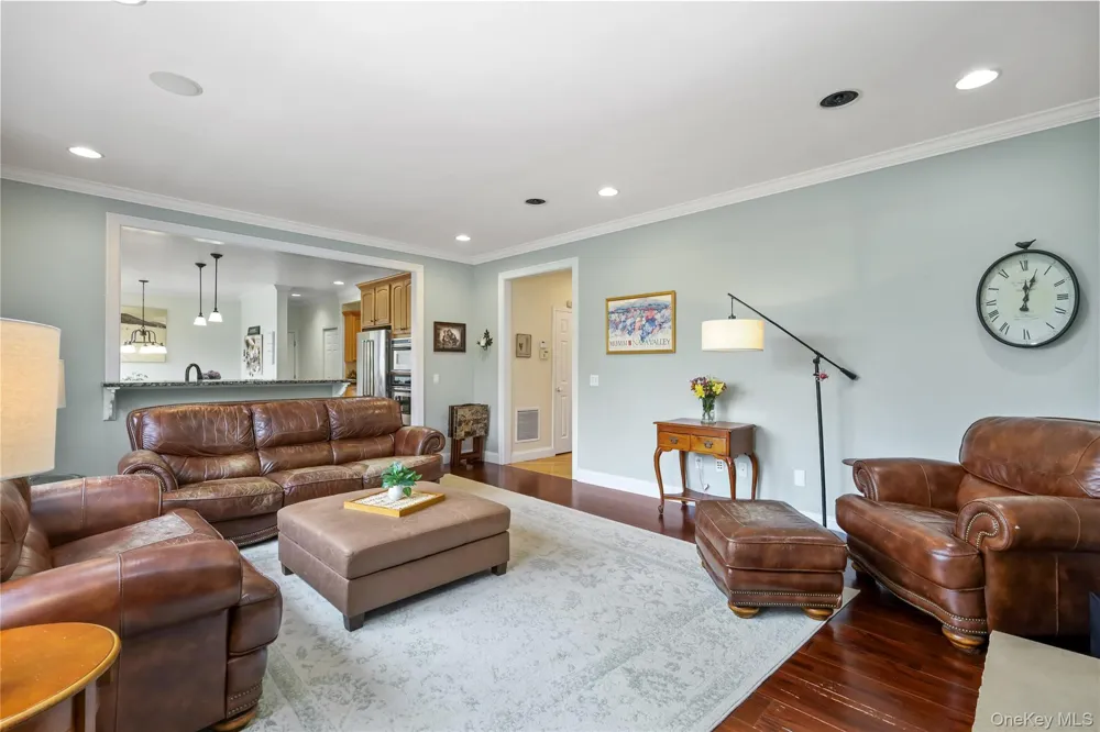 20 Parkview Circle Carmel, NY 10512