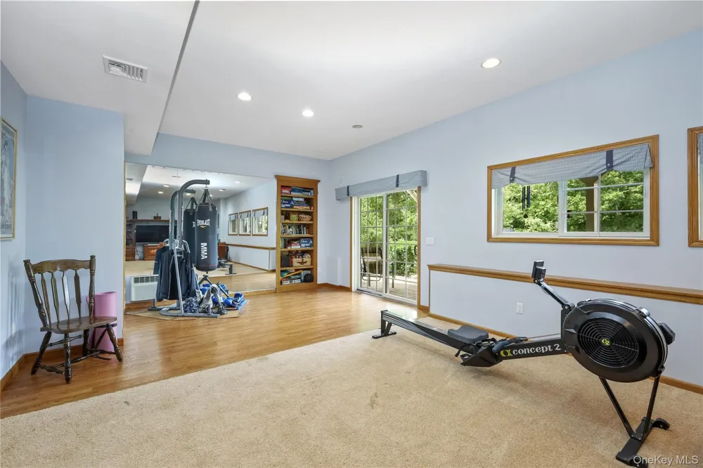 20 Parkview Circle Carmel, NY 10512
