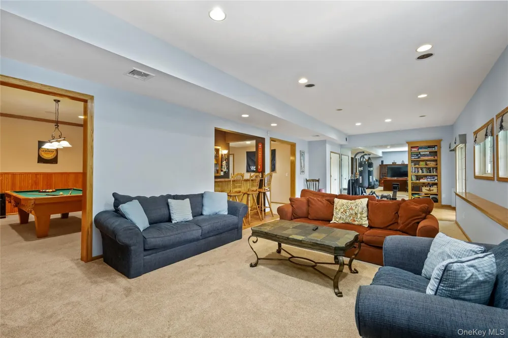 20 Parkview Circle Carmel, NY 10512