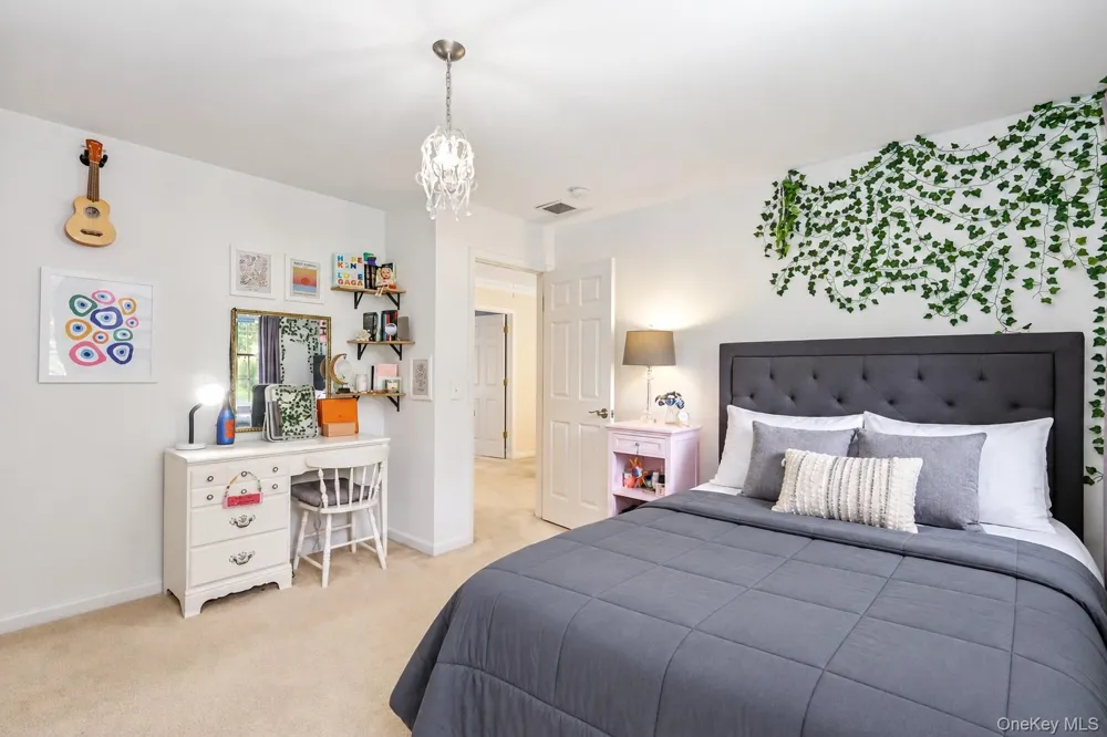20 Parkview Circle Carmel, NY 10512