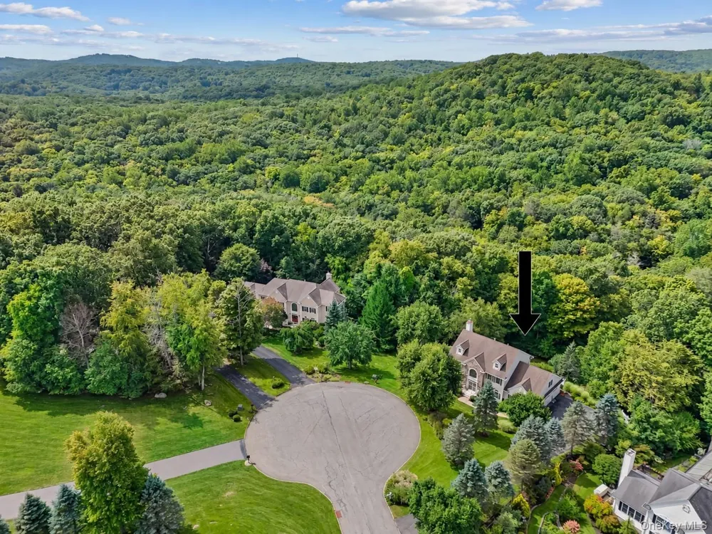 20 Parkview Circle Carmel, NY 10512