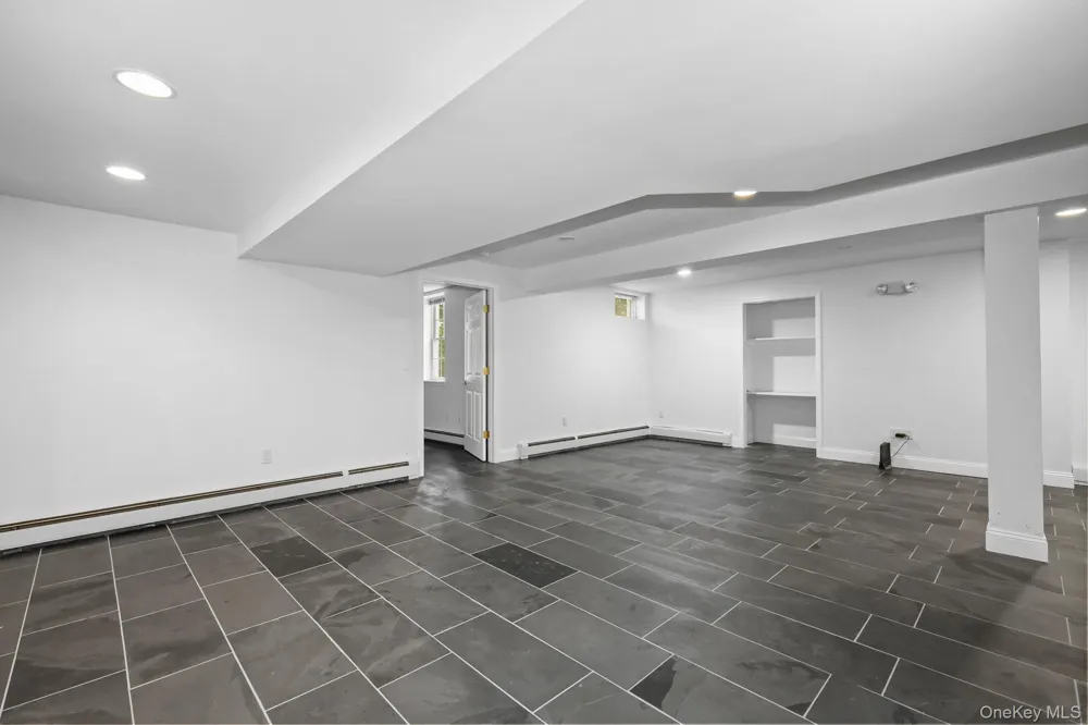 13 Hyatt Lane Somers, NY 10589