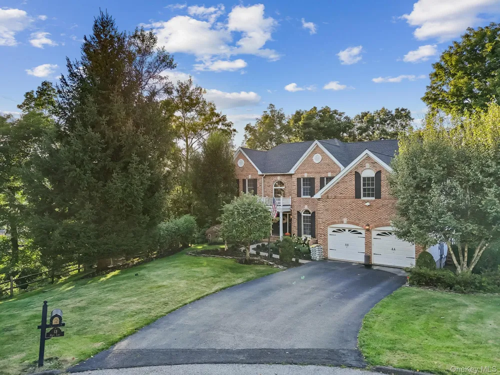 13 Hyatt Lane Somers, NY 10589