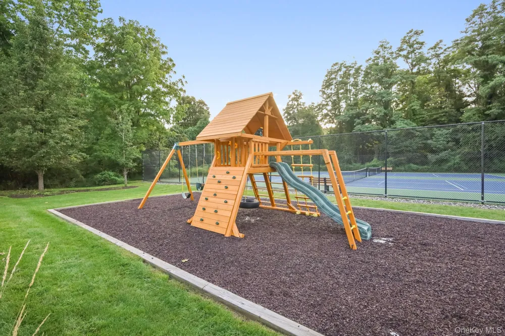 13 Hyatt Lane Somers, NY 10589