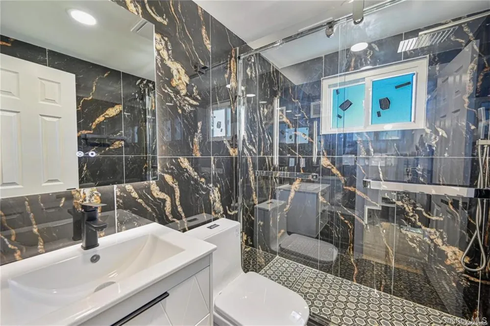 253 Meyer Avenue Valley Stream, NY 11580