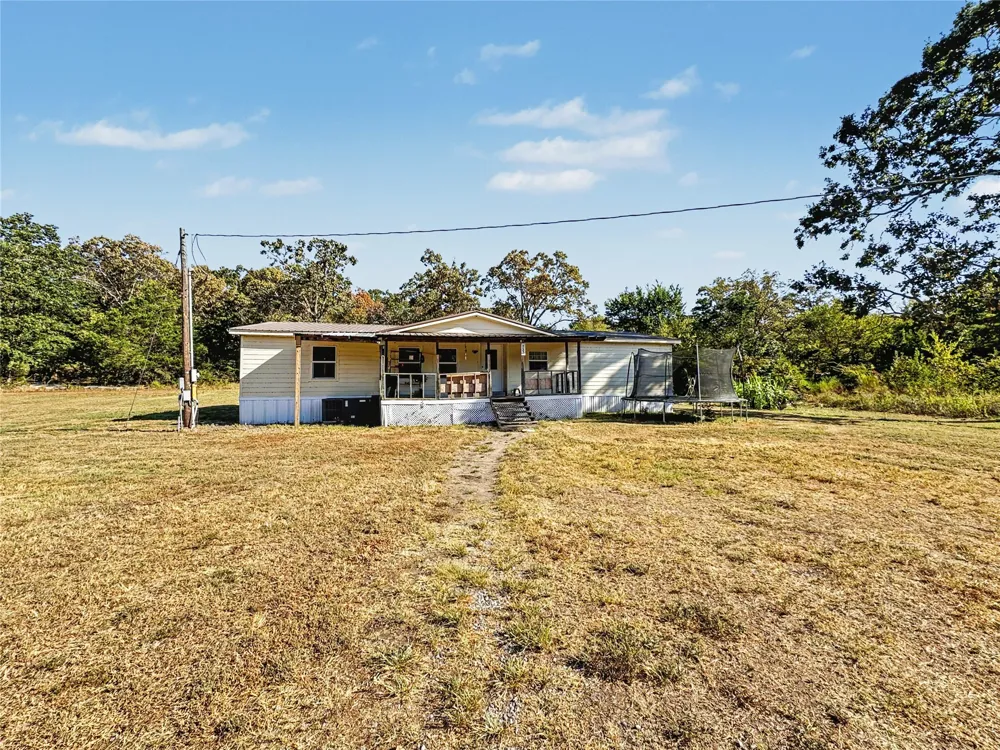 8683 436 ROAD Hulbert, OK 74441