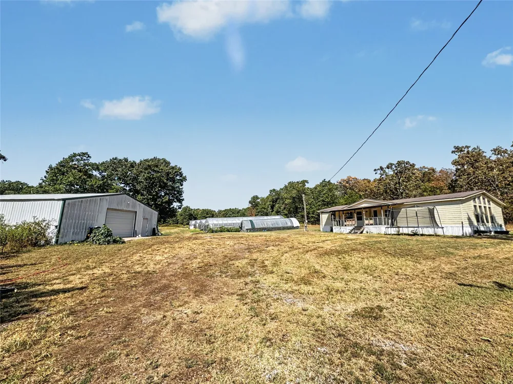 8683 436 ROAD Hulbert, OK 74441