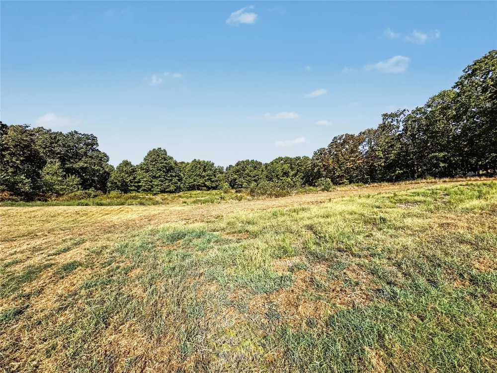 8683 436 ROAD Hulbert, OK 74441