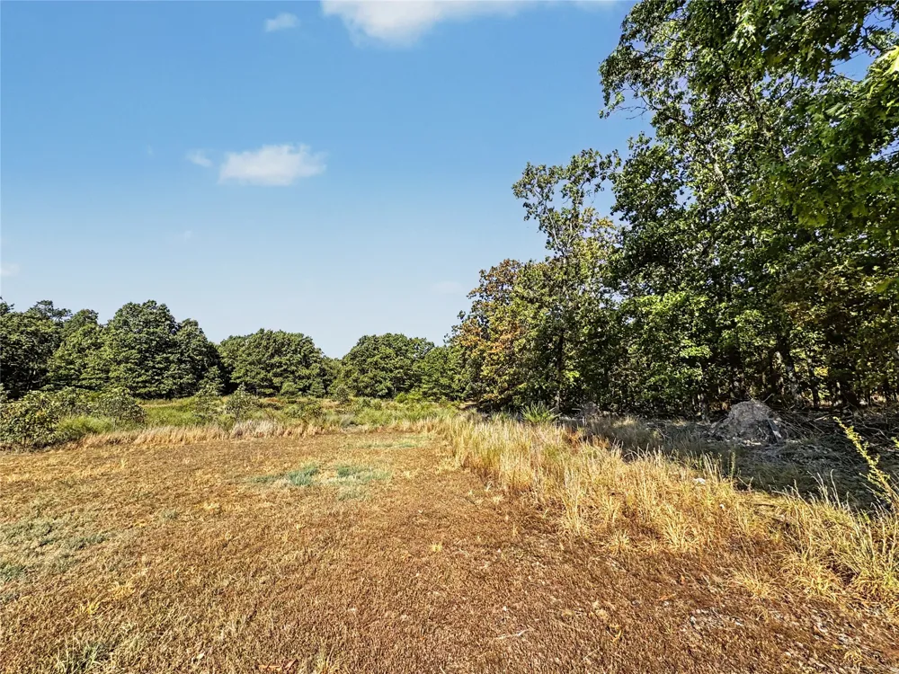 8683 436 ROAD Hulbert, OK 74441