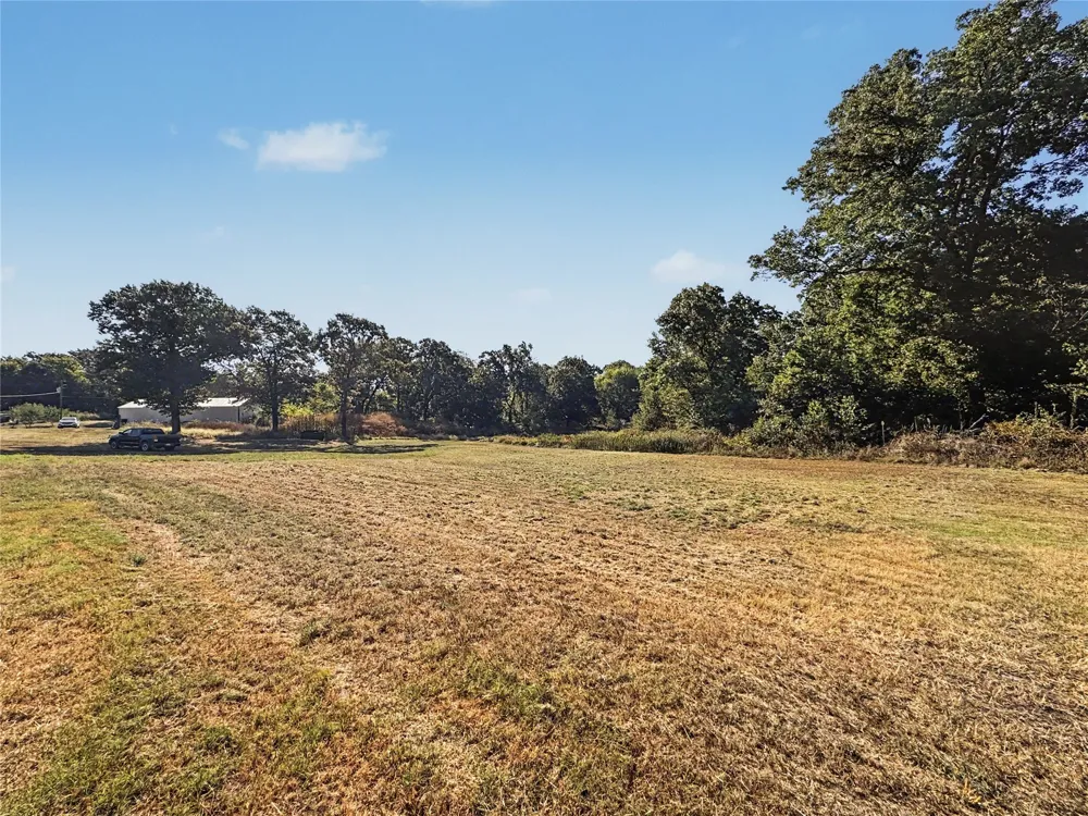 8683 436 ROAD Hulbert, OK 74441
