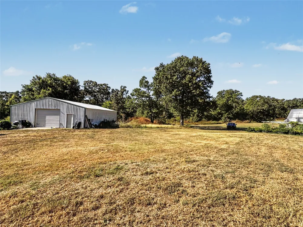 8683 436 ROAD Hulbert, OK 74441