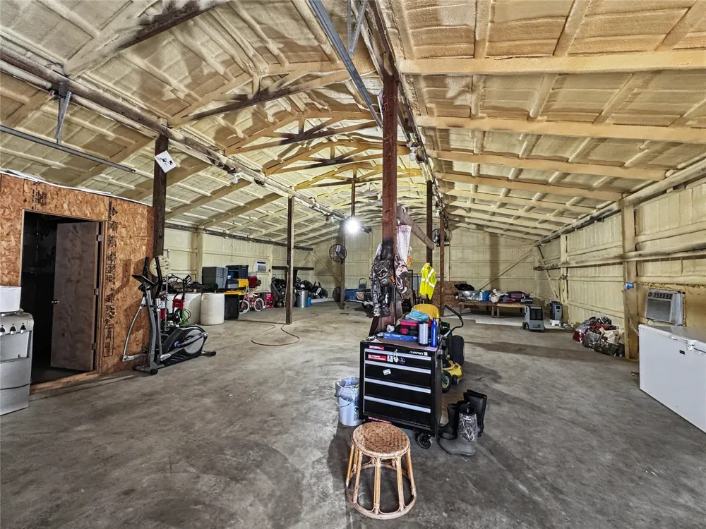 8683 436 ROAD Hulbert, OK 74441