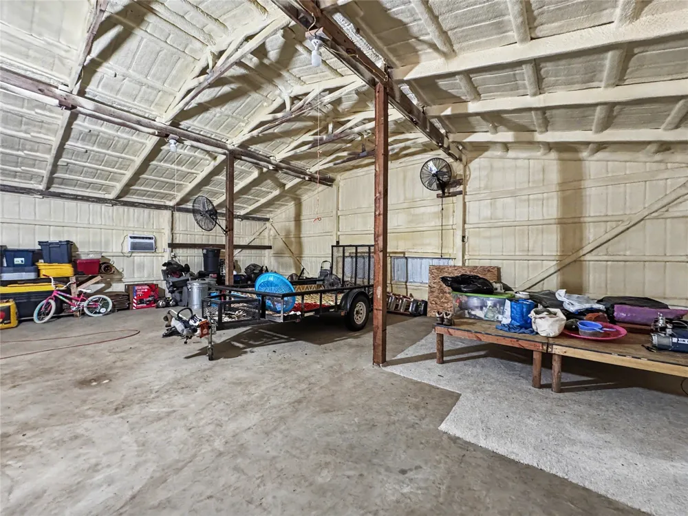 8683 436 ROAD Hulbert, OK 74441